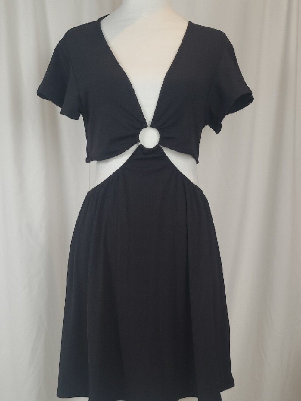 H&M NWOT Divided Floral Cut-Out Mini Dress - BLACK - Size Medium